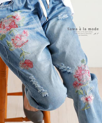 花刺繍入りデニム風イージーパンツ
