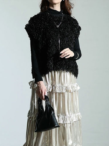 レディース 大人 モード 思わず触れたくなるシャギーフェザーベスト