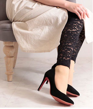 フラワーレースの10分丈レギンス