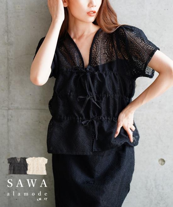 繊細レースシャーリングブラウス