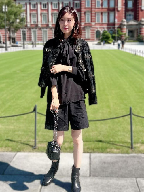 レディースファッション通販サワアラモードで大人女性に似合う上品な服を